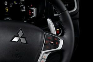 fitur acc pajero