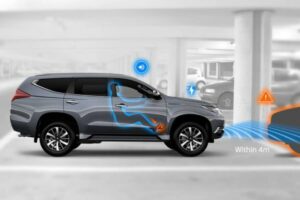 fitur ums pajero